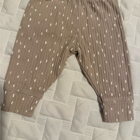 Cloud Island Brown and White Kids Pajama Set - Picture 3 of 5